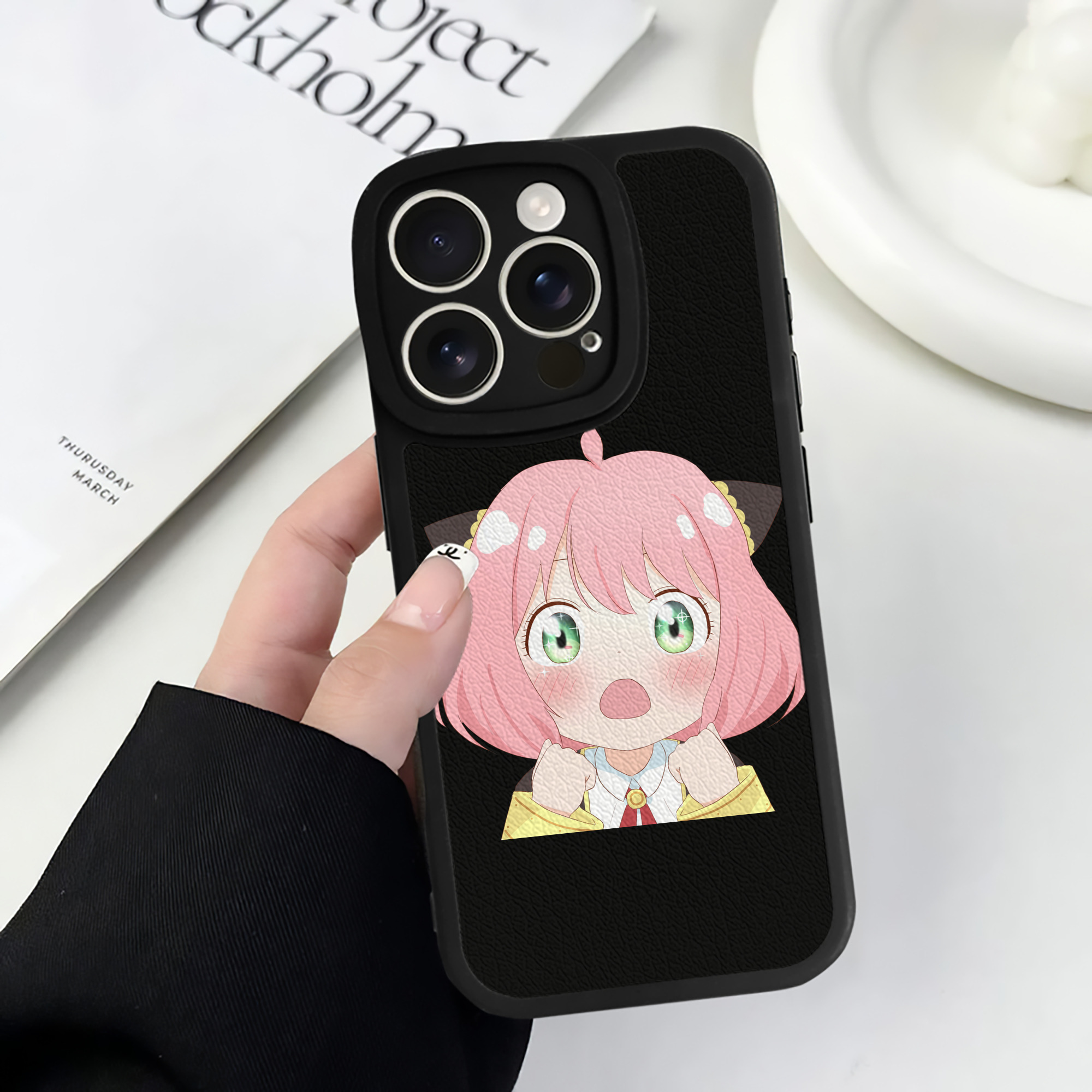 （画像用） SPY×FAMILY间谍家家酒 【iPhone 16シリーズ対応】シリコンスマホケース（レザー調） 材質：シリコン